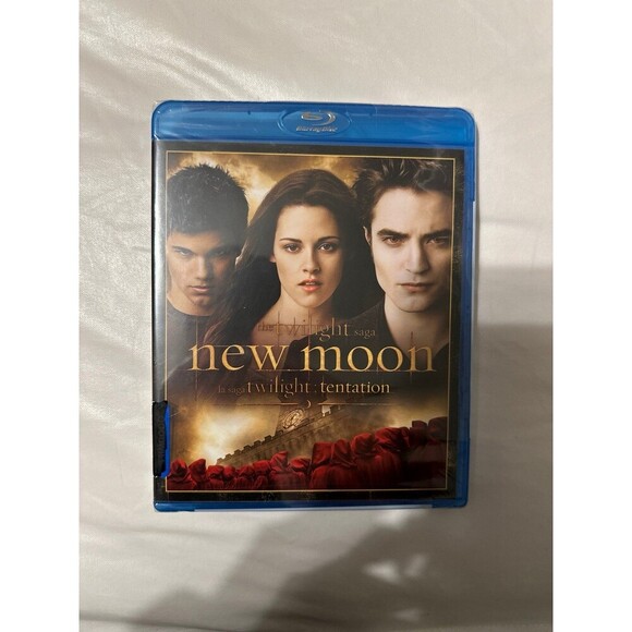 New Moon Twilight Saga Blue Ray Disk NWT - Picture 1 of 3